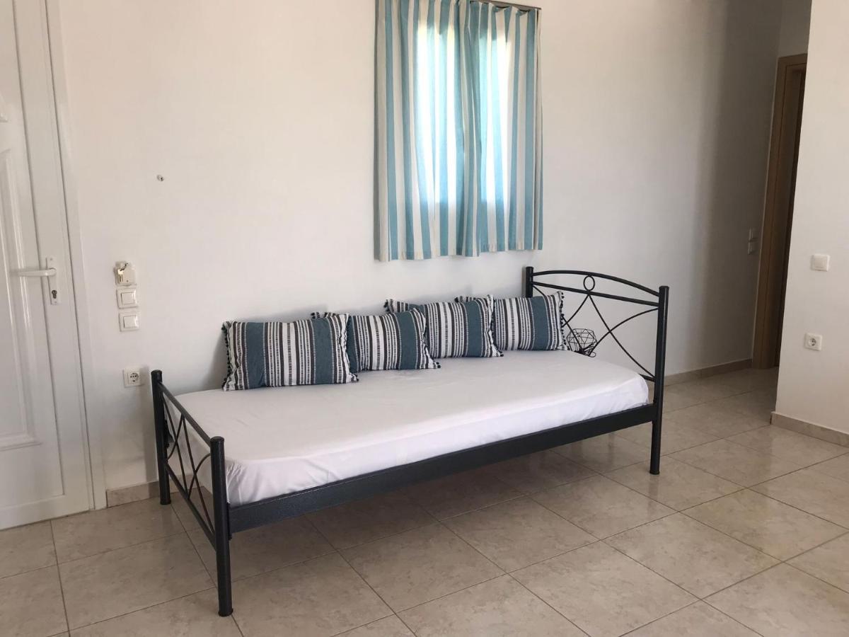 Retreat Apartments In Drosia - Apartment For 3 Makris Gialos  外观 照片