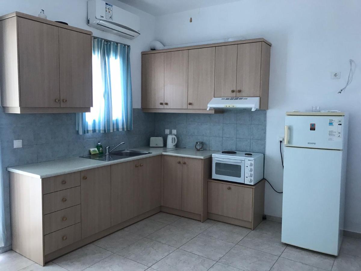 Retreat Apartments In Drosia - Apartment For 3 Makris Gialos  外观 照片